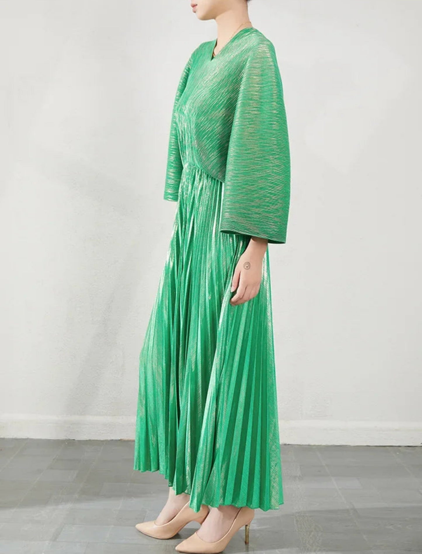 Luxury Formal Pleated Midi Dress