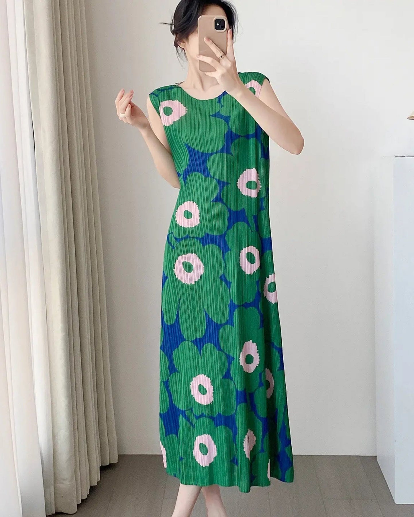 Abstract Floral Plisse Dress