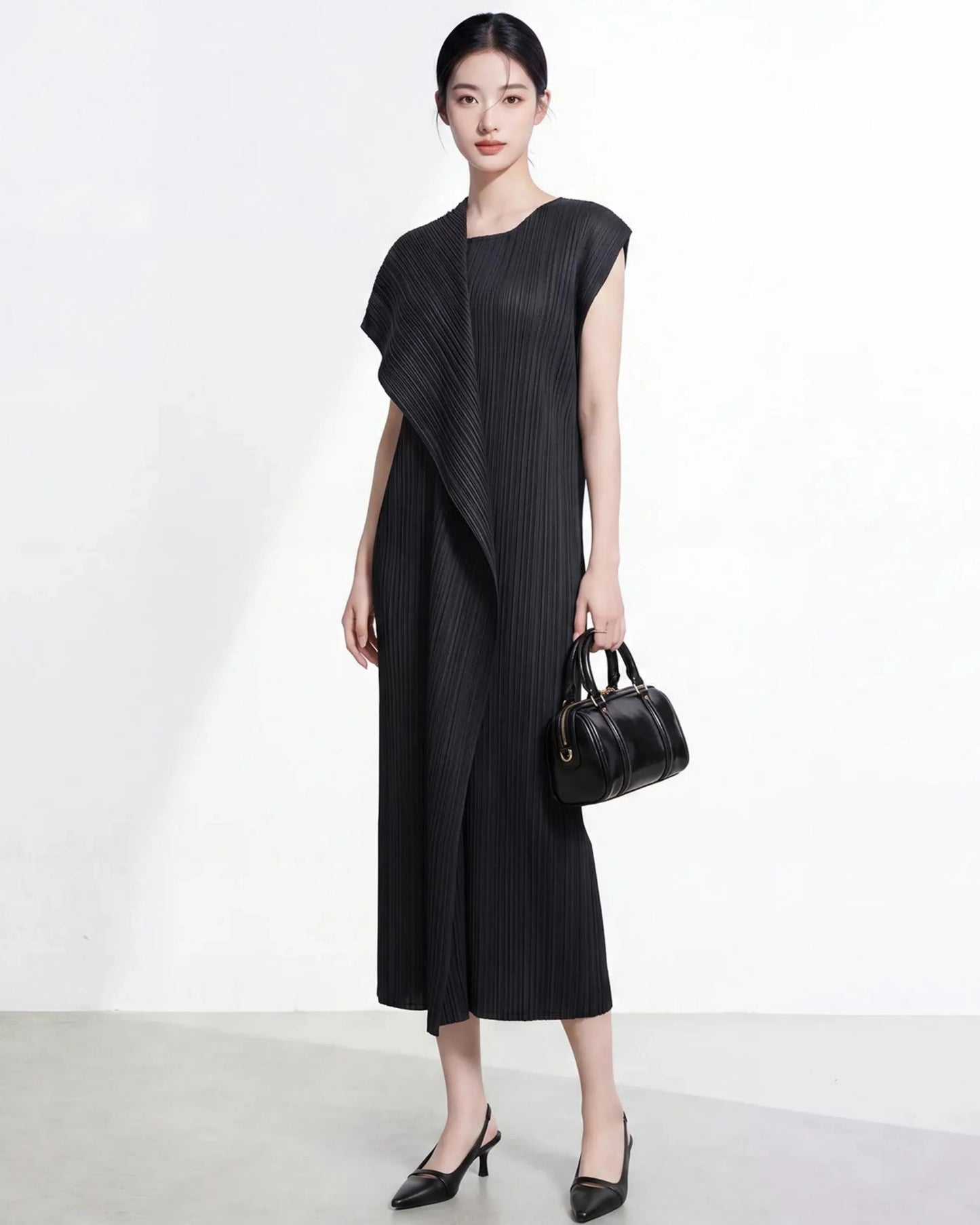Asymmetric Pleated Sleeveless Dress