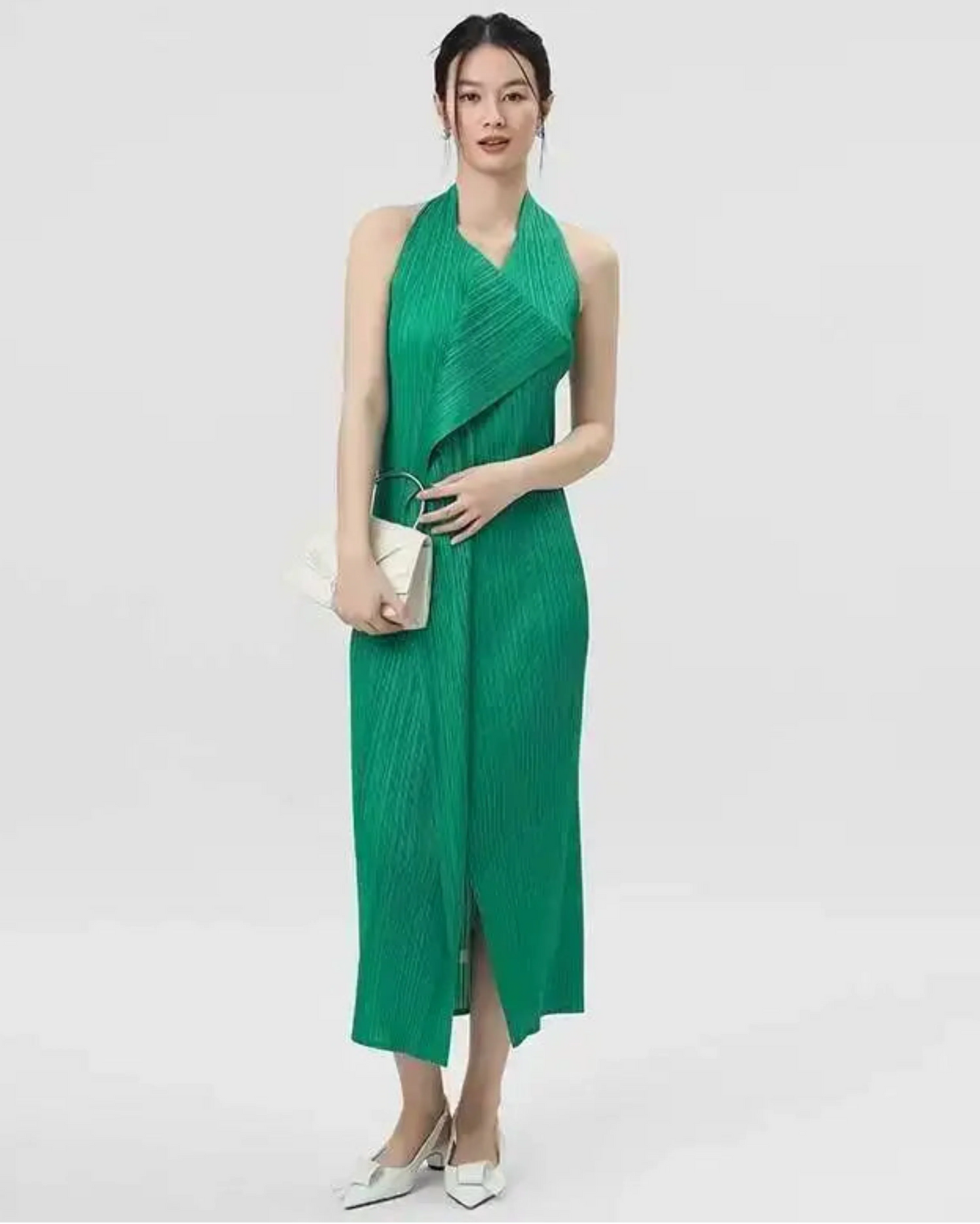 Luxury Pleated Sleeveless Dress