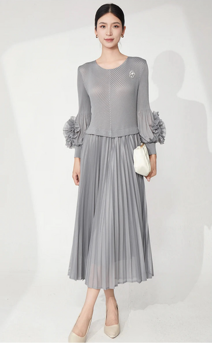 Ruffle Sleeve Plissé Dress