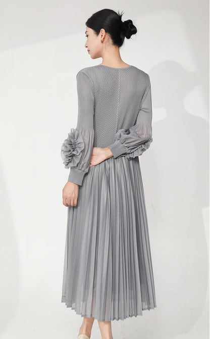 Ruffle Sleeve Plissé Dress