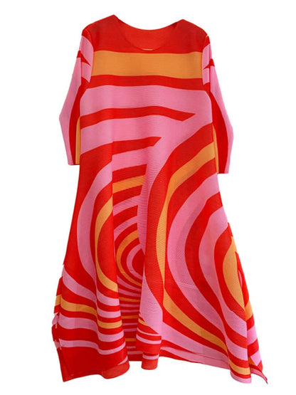 Elegant Swirl Pleated Dress