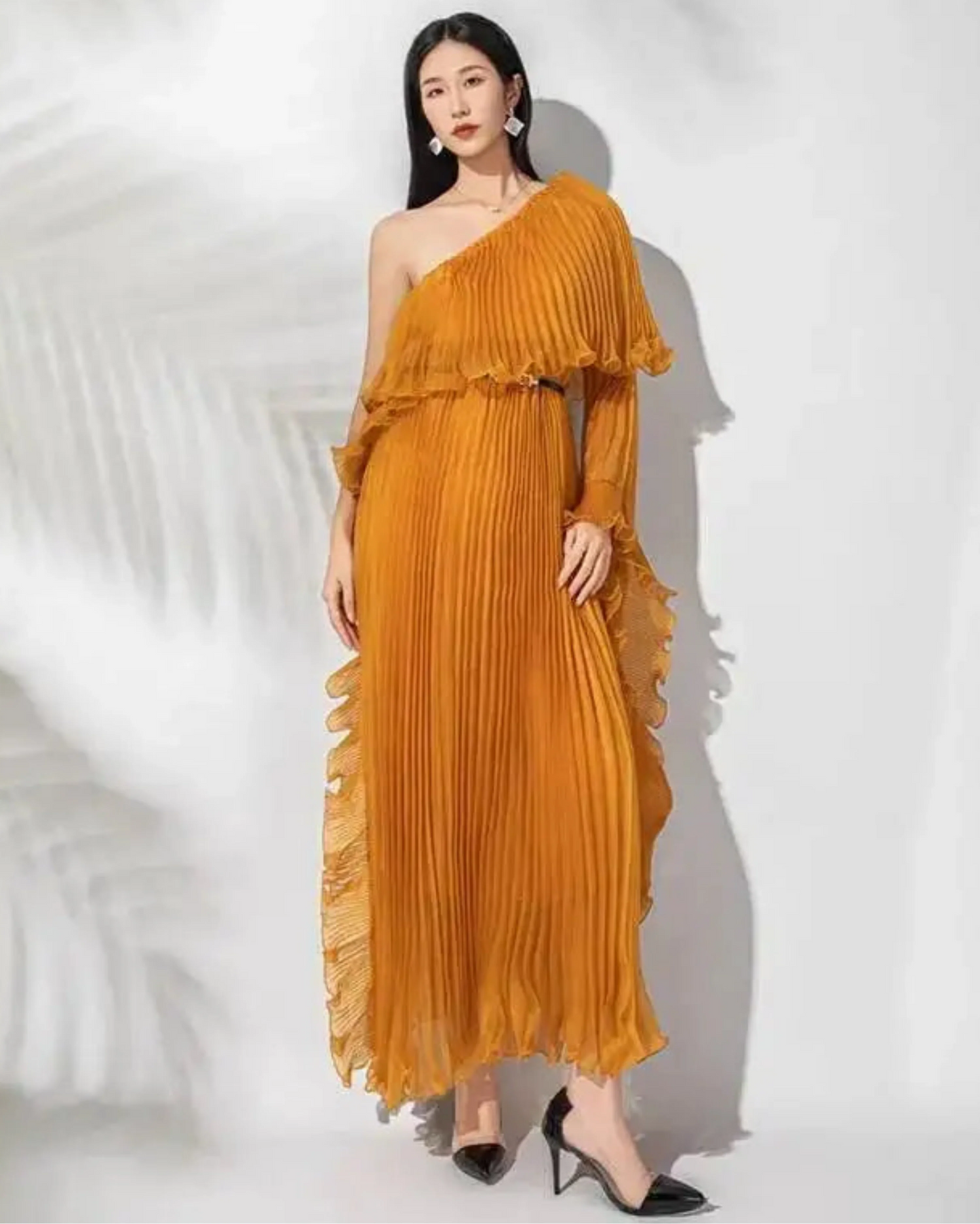 Luxury One-Shoulder Plissé Dress