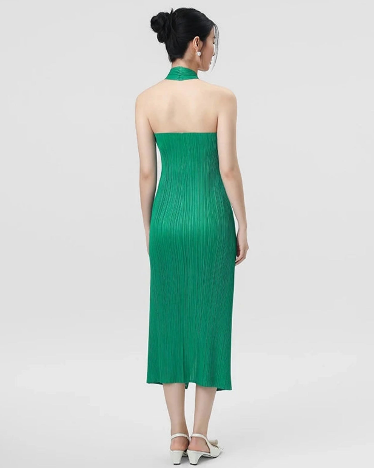 Luxury Pleated Sleeveless Dress