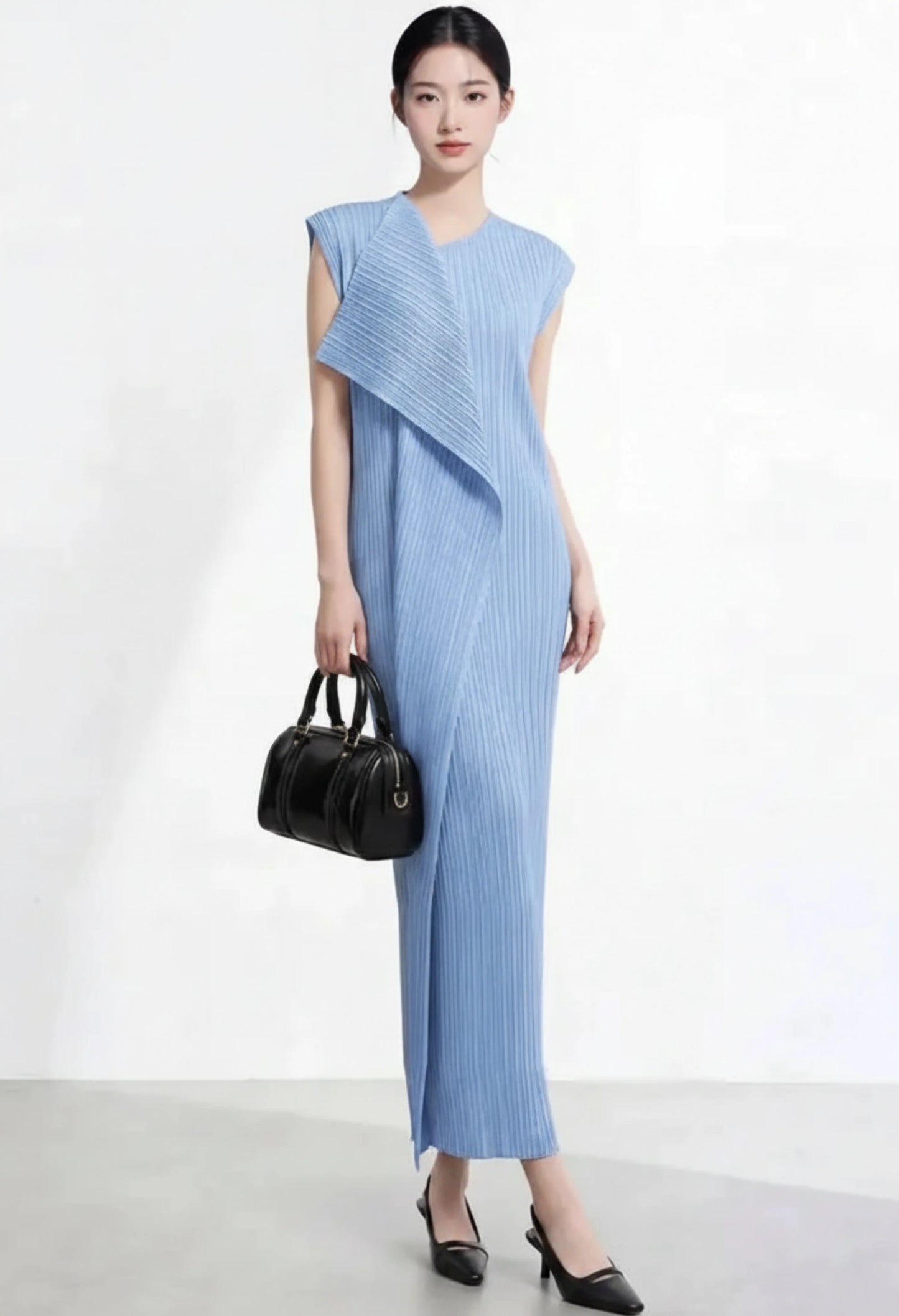 Asymmetric Pleated Sleeveless Dress