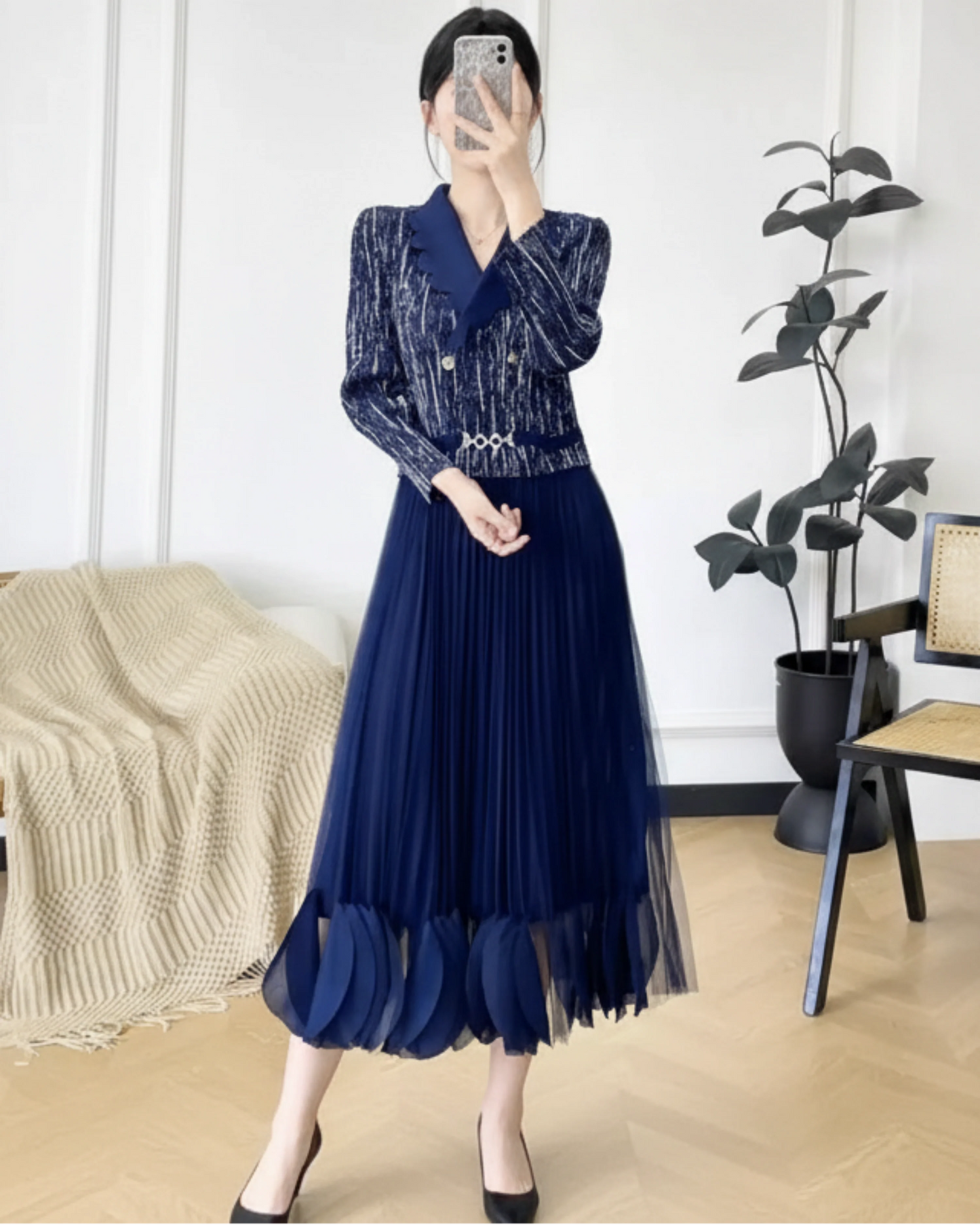 Elegant Plissé Modest Dress