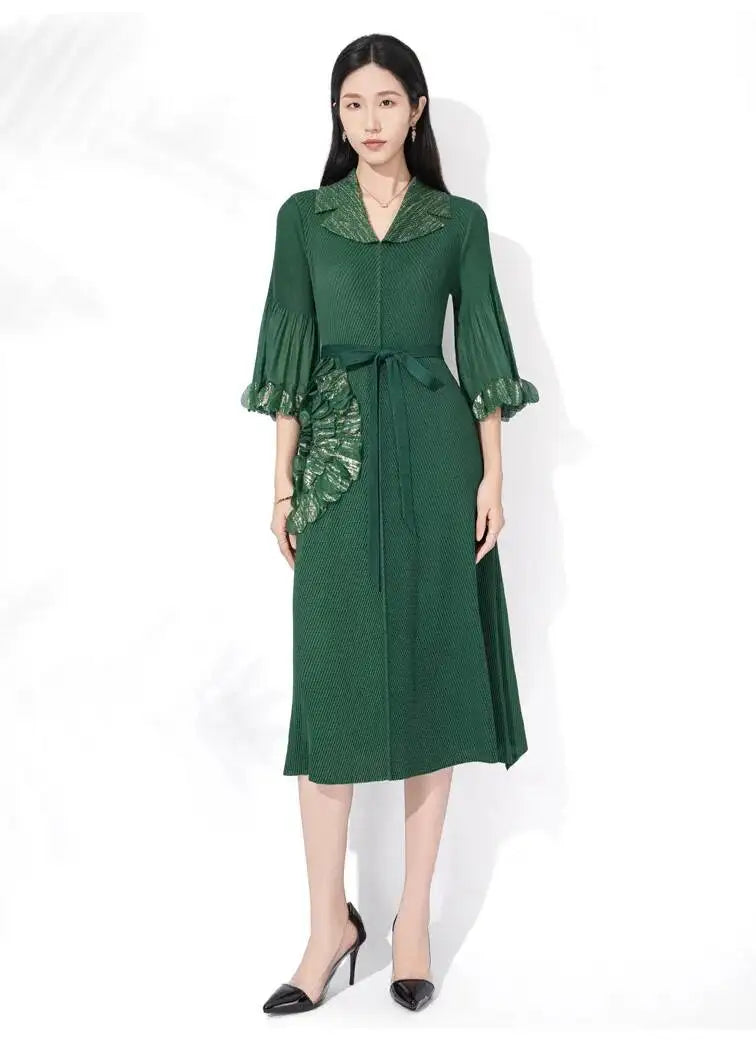 Elegant Floral Pleated Dress