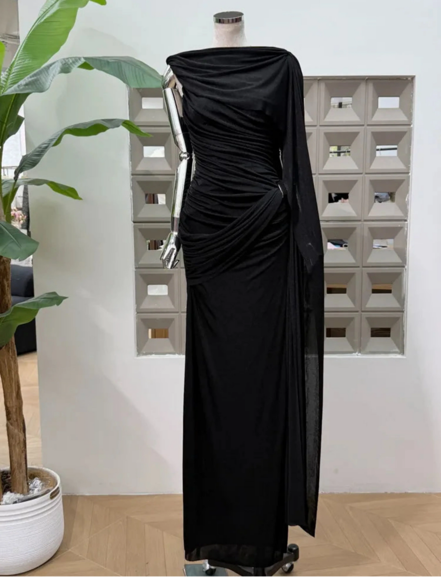 Luxury One-Shoulder Ruched Dress