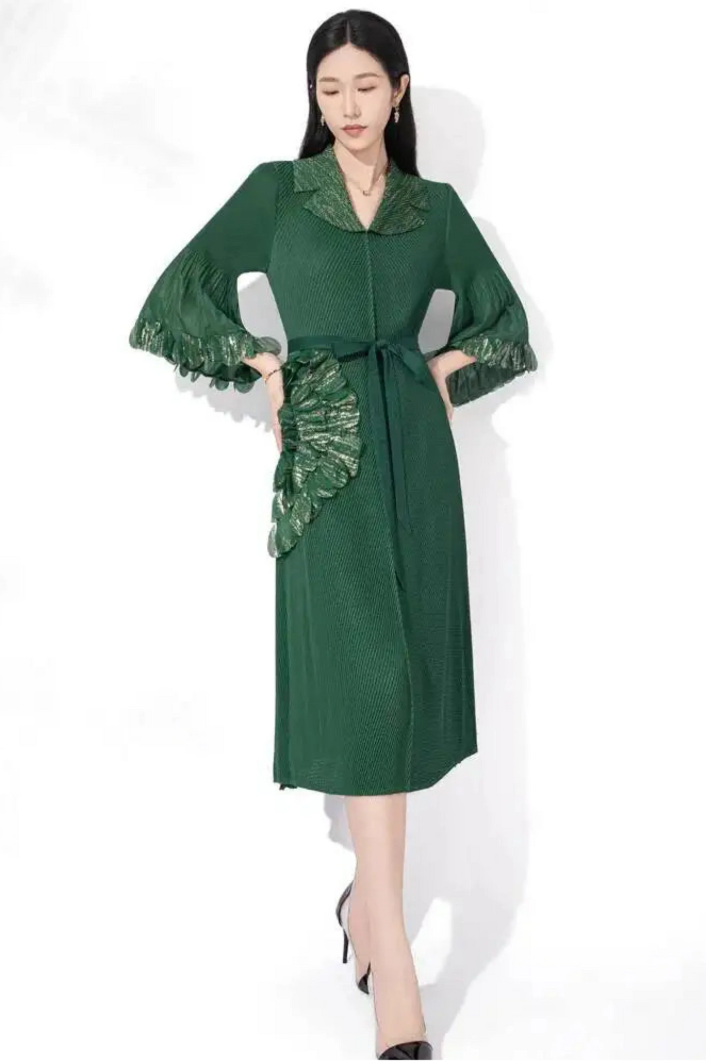 Elegant Floral Pleated Dress