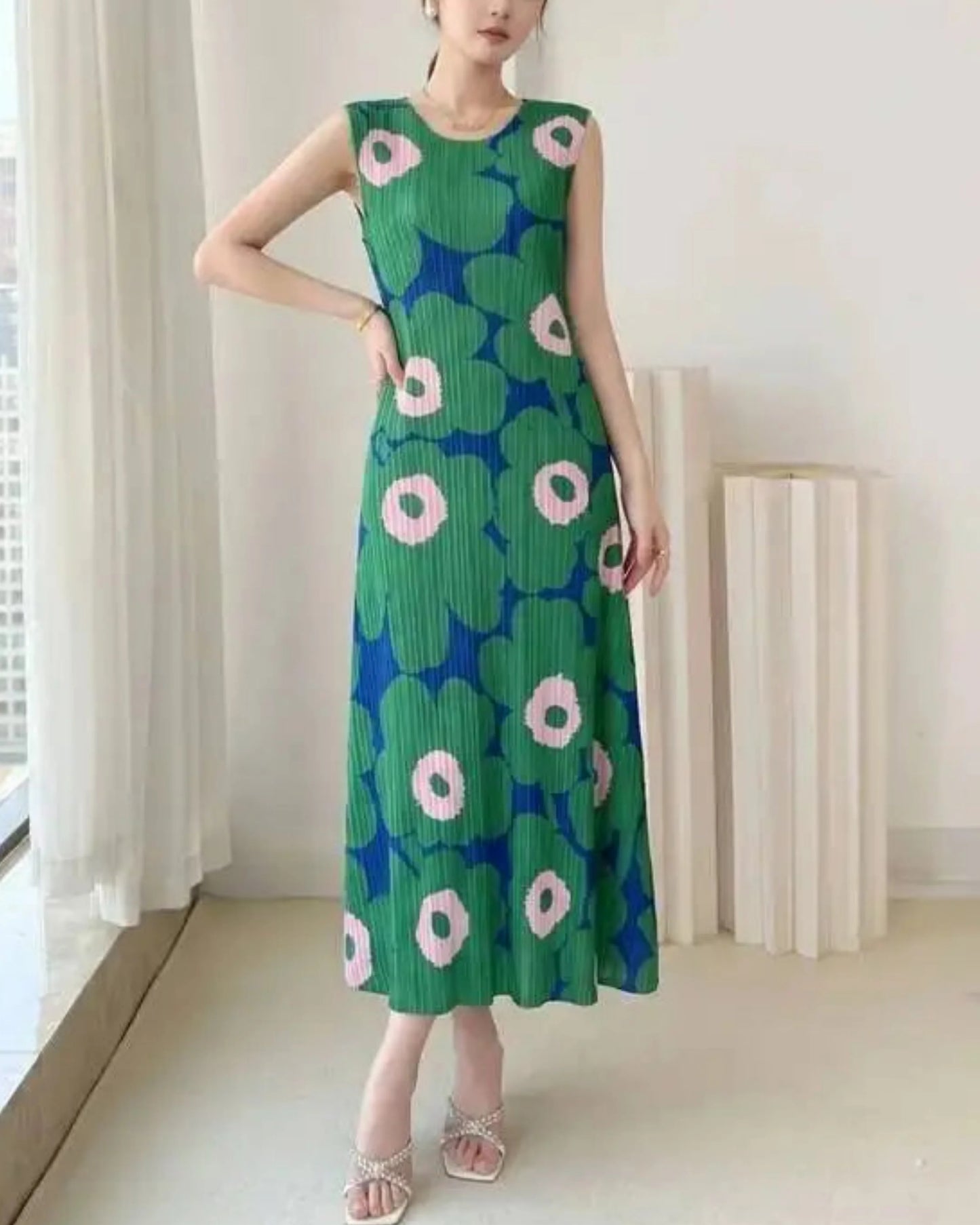 Lightweight Floral Plisse Dress