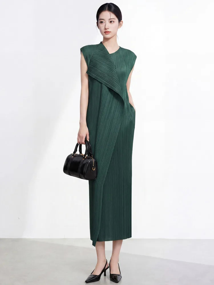 Asymmetric Pleated Sleeveless Dress
