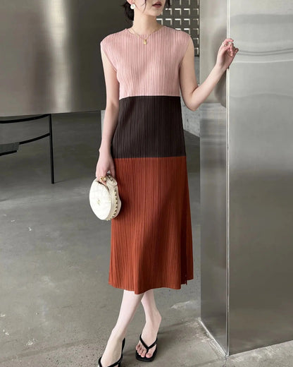 Women’s Pleated Midi Dress Sleeveless Plissé Japanese-Designer